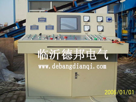 PLC、觸摸屏控制系統(tǒng)214