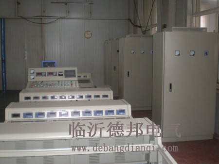 PLC、觸摸屏控制系統(tǒng)212